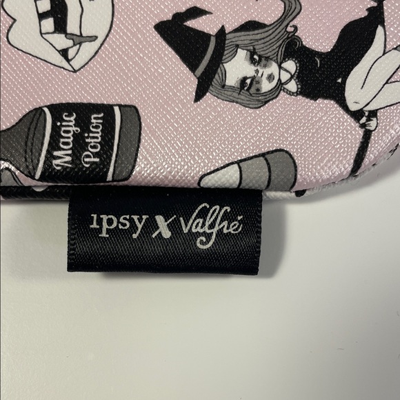 Chic Pink and Purple Cosmetic Bag Set of 5 - Picture 3 of 3